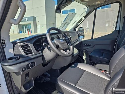 2025 Ford Transit-250 148 WB Medium Roof Cargo