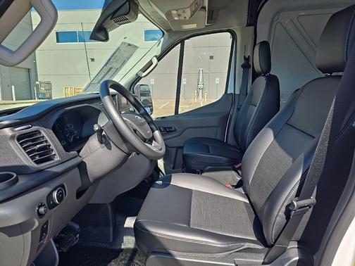2025 Ford Transit-250 148 WB Medium Roof Cargo