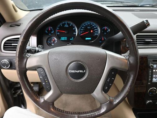 2012 GMC Yukon Denali