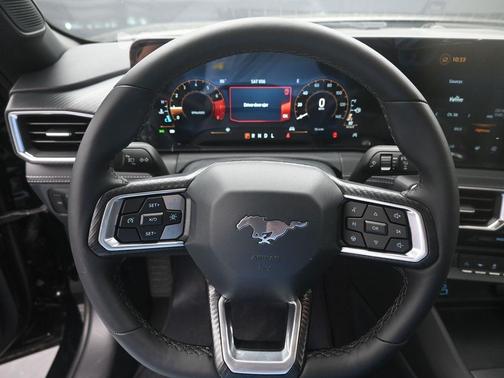 2025 Ford Mustang EcoBoost Premium