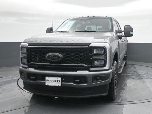 2025 Ford F-350 Lariat Super Duty