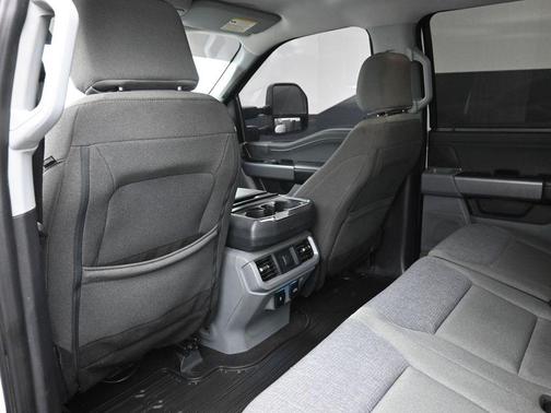 Oxford White 2024 Ford F-150 XLT