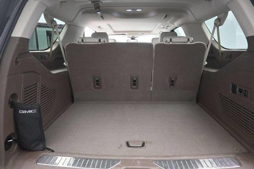 Summit White 2022 GMC Yukon XL Denali