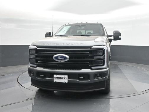 2025 Ford F-250 Platinum