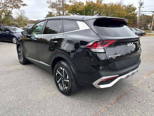 2024 Kia Sportage Hybrid LX