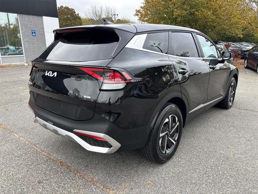 2024 Kia Sportage Hybrid LX