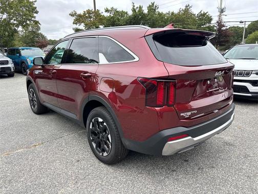 2025 Kia Sorento S