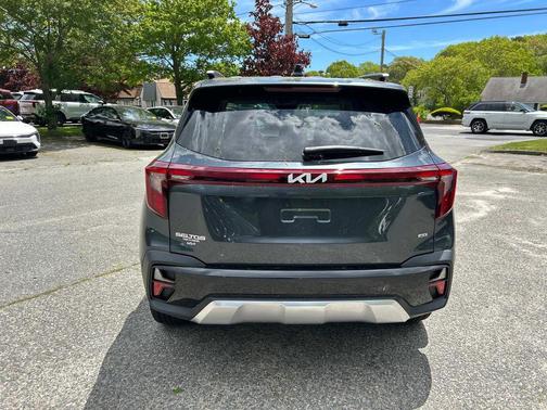 2025 Kia Seltos EX