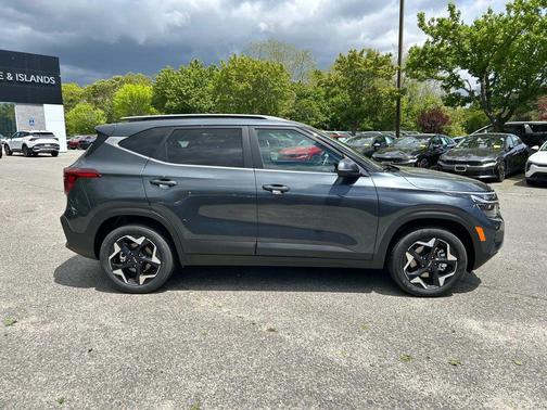 2025 Kia Seltos EX