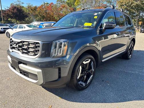 2024 Kia Telluride S