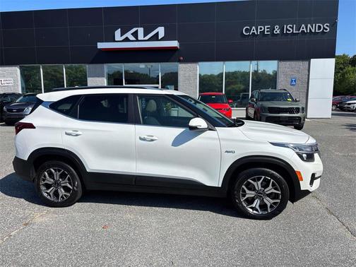 2022 Kia Seltos EX