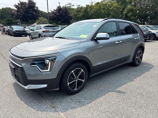 2023 Kia Niro EX