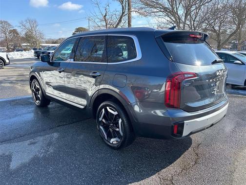 2024 Kia Telluride S
