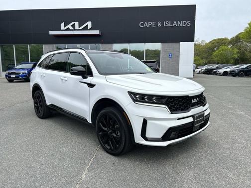 White Pearl 2023 Kia Sorento SX