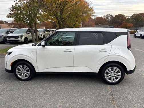 2023 Kia Soul LX