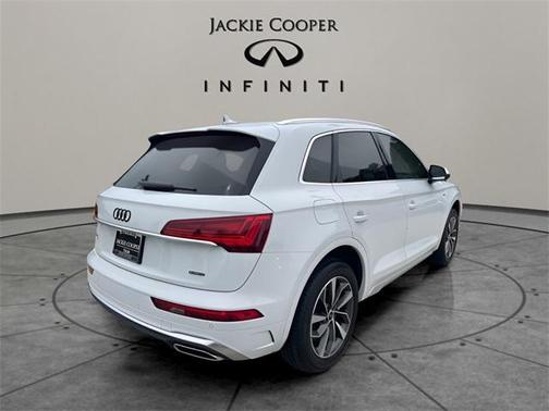 2023 Audi Q5 45 S line quattro Premium