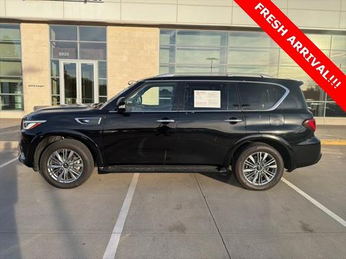 2021 INFINITI QX80 LUXE