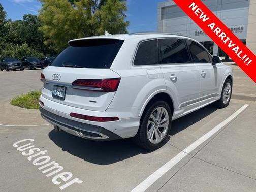 2020 Audi Q7 55 Premium Plus