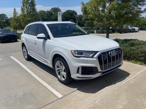 2020 Audi Q7 55 Premium Plus