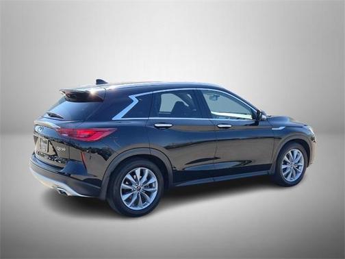 2022 INFINITI QX50 ESSENTIAL