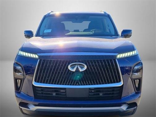 2025 INFINITI QX80 PURE