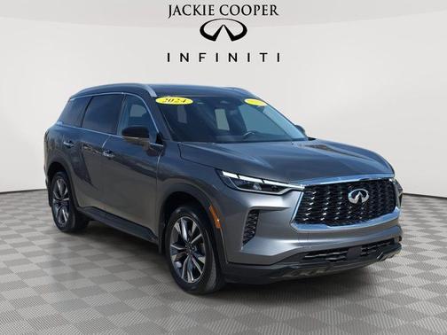 2024 INFINITI QX60 LUXE
