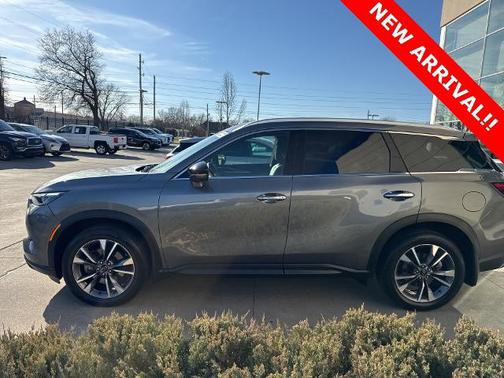 2024 INFINITI QX60 LUXE