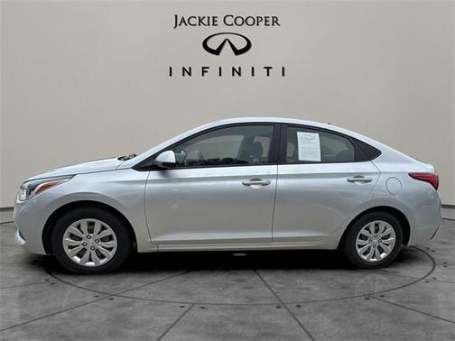 2021 Hyundai Accent SE