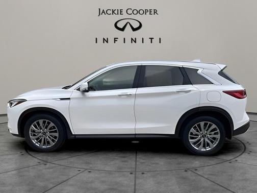 2025 INFINITI QX50 PURE