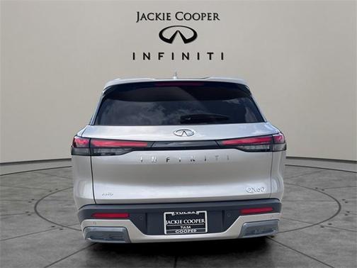 2022 INFINITI QX60 Luxe