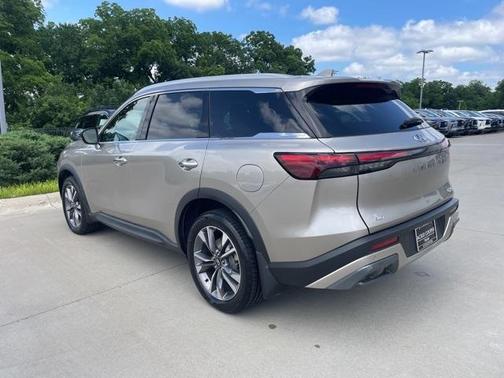 2022 INFINITI QX60 Luxe