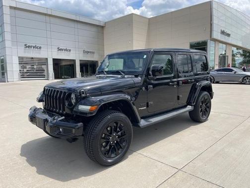 2021 Jeep Wrangler Unlimited Sahara Altitude