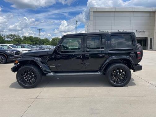 2021 Jeep Wrangler Unlimited Sahara Altitude