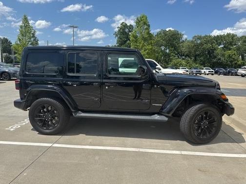 2021 Jeep Wrangler Unlimited Sahara Altitude
