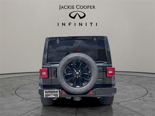 2021 Jeep Wrangler Unlimited Sahara Altitude