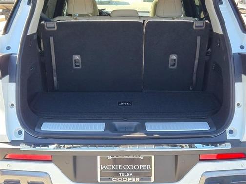 2025 INFINITI QX60 SENSORY