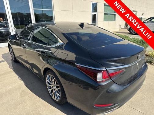 2019 Lexus ES 350 Luxury