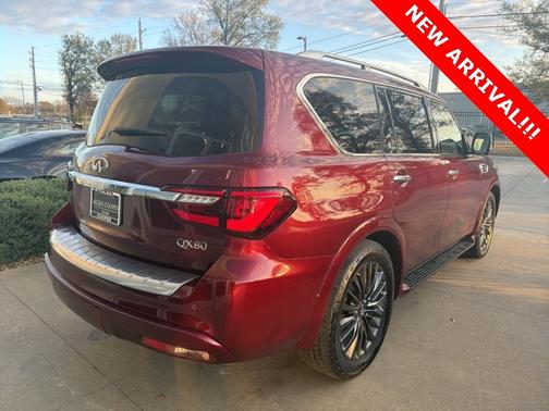 2022 INFINITI QX80 SENSORY