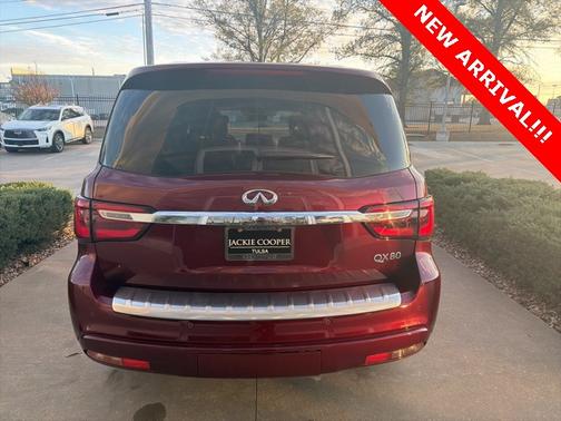 2022 INFINITI QX80 SENSORY