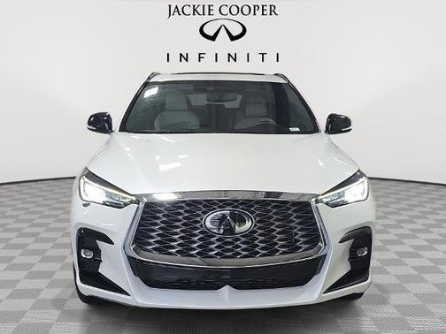 Radiant White 2023 INFINITI QX55 LUXE