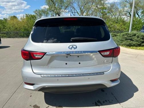 2017 INFINITI QX60 Base