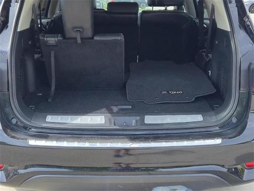 2017 INFINITI QX60 Base