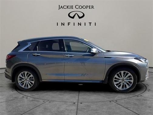 2024 INFINITI QX50 Luxe