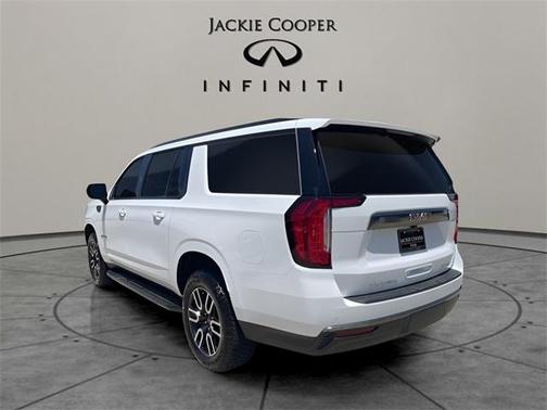 2024 GMC Yukon XL AT4