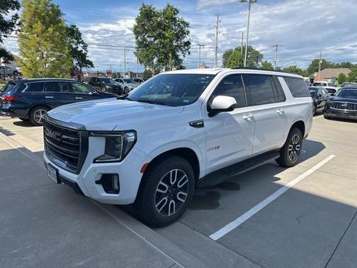 2024 GMC Yukon XL AT4