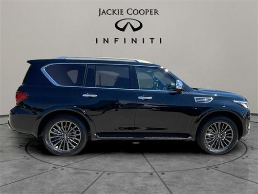 2024 INFINITI QX80 SENSORY