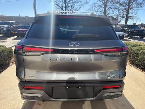 2025 INFINITI QX60 SENSORY