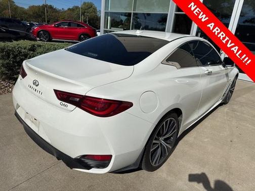2017 INFINITI Q60 3.0T Premium