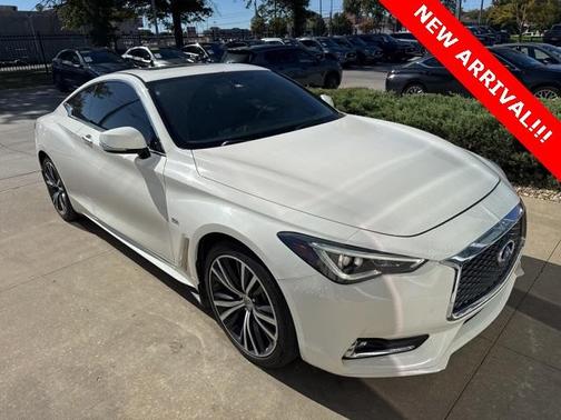 2017 INFINITI Q60 3.0T Premium