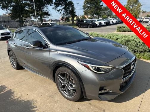 2018 INFINITI QX30 Sport